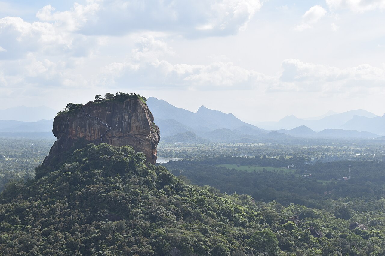 Sigiriya — Ancient Fortress